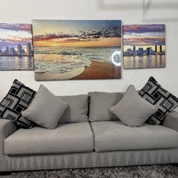 🌟 Ashley Furniture Gray 1pc Couch 🛋️ ( FREE DELIVERY 🚚)