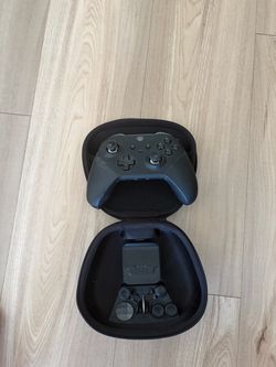 Xbox Elite Series 2 Controller + Extra sticks kit