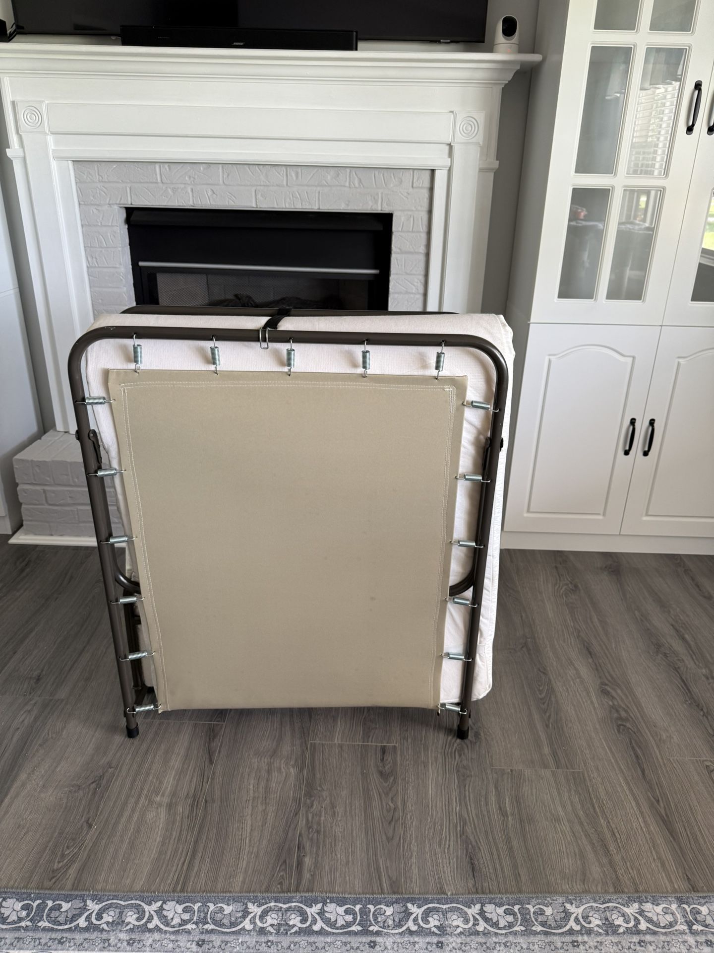 Folding Bed With Twin Mattress