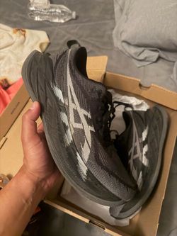 ASICS Superblast 3s size 11