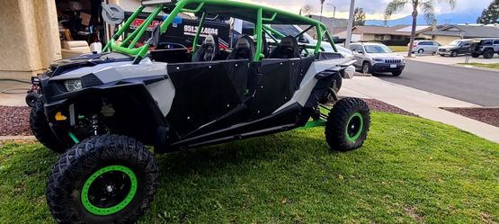 2017 RZR XP4 1000