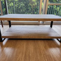 *NEW* Coffee Table (Gray) 