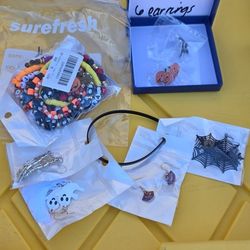 Jewelry Earrings/ Bracelets 