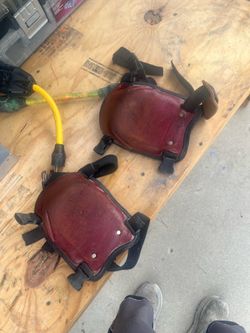 Occidental leather knee pads