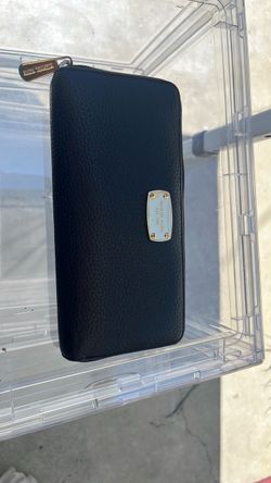 Michael Kors Black Leather Zip-Around Wallet