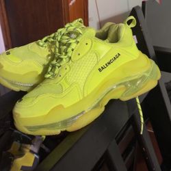 Balenciaga Triple S Size 9 
