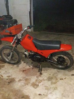 90 cc Yamaha dirt bike