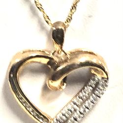 10k Gold Diamonds Heart Pendant