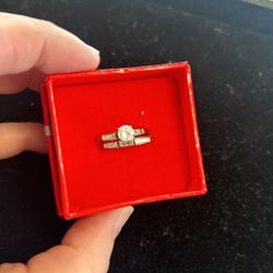 14 Karat White Gold Wedding Set