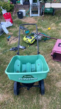 Spreader 20$. Pick up E. 72 and grand view. E. Tacoma