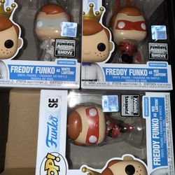 FREEDY FUNKO AS WHITE LANTERN & RED LANTERN