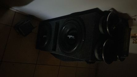 2 12 Skar Audio Dual Subwoofer Enclosure