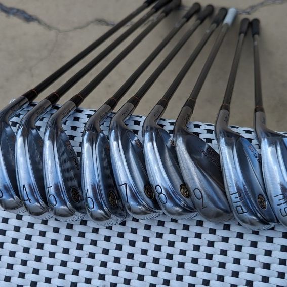 Maruman Sole Guinness GSII Iron Set (3-SW) Graphite for Sale in