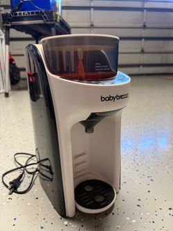 Baby Brezza Formula Pro Advanced – Excellent Condition