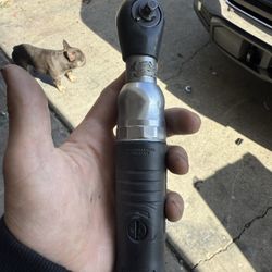 snap on air ratchet 