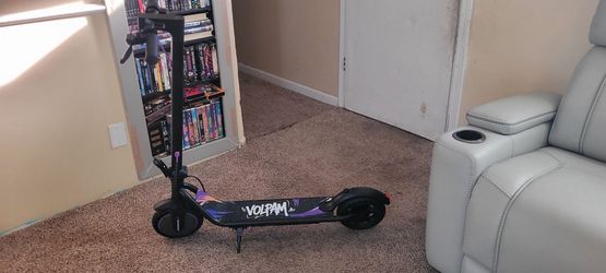 Electric scooter