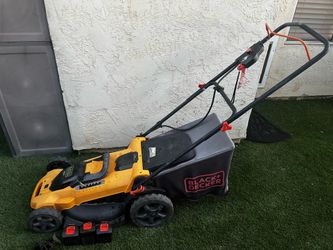 Black & Decker Electric Lawnmower