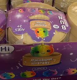 Squishy Bun - Rainbow Mystery