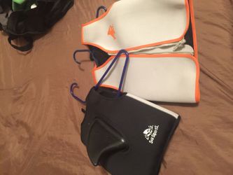 Shark fin life jackets size 2-4 & 4-6