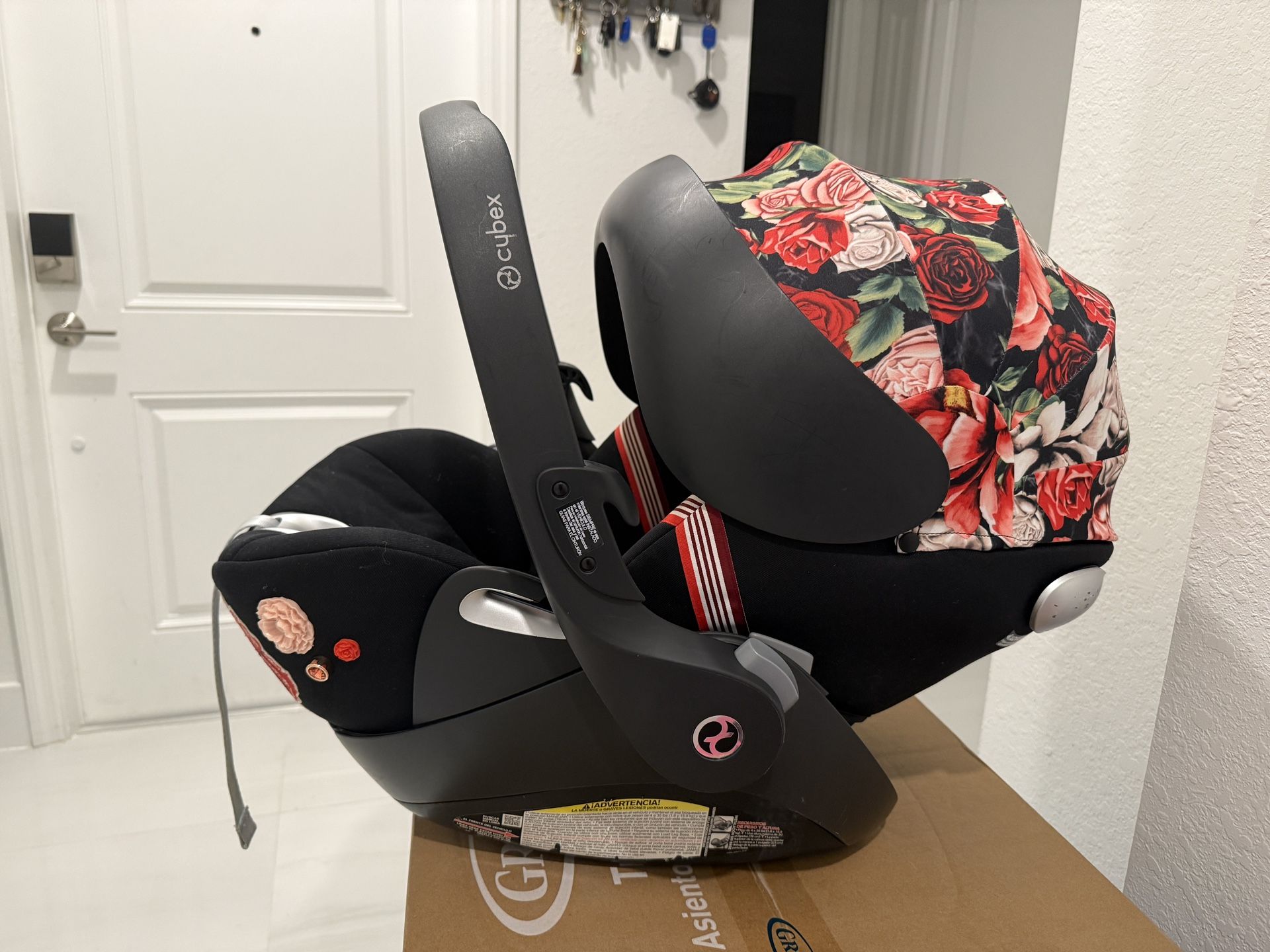 Cybex Cloud Q Infant Car Seat With Base Spring Blossom Edition