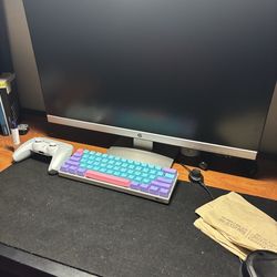 30 inch HP monitor
