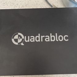 Quadrabloc 