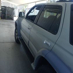 '02 4 Runner limited