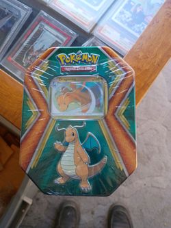 Pokémon TCG Dragonite Tin