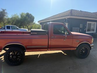 FORD red/ burgundy F-250 XLT Power stroke dise