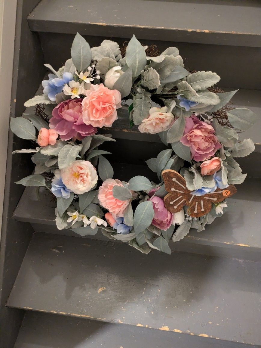 Indoor Outdoor Wreath