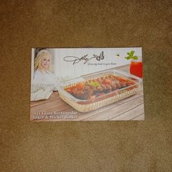Dolly Parton 3 qt. Glass Rectangular Baker $ Wicker Basket 