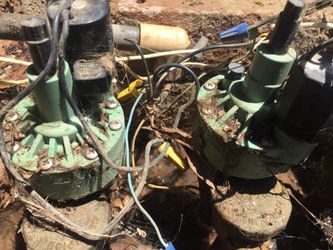 Sprinkler Parts And Repair 4 Sale $1