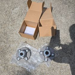 Hubs for 2005  nissan sentra  rear