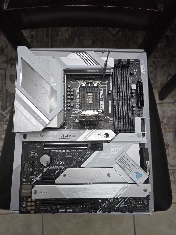 ASUS ROG STRIX Z690-A GAMING WIFI D4 LGA1700 MOTHERBOARD
