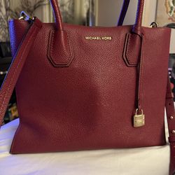 Mk Burgundy Grained Leather Mercer Purse