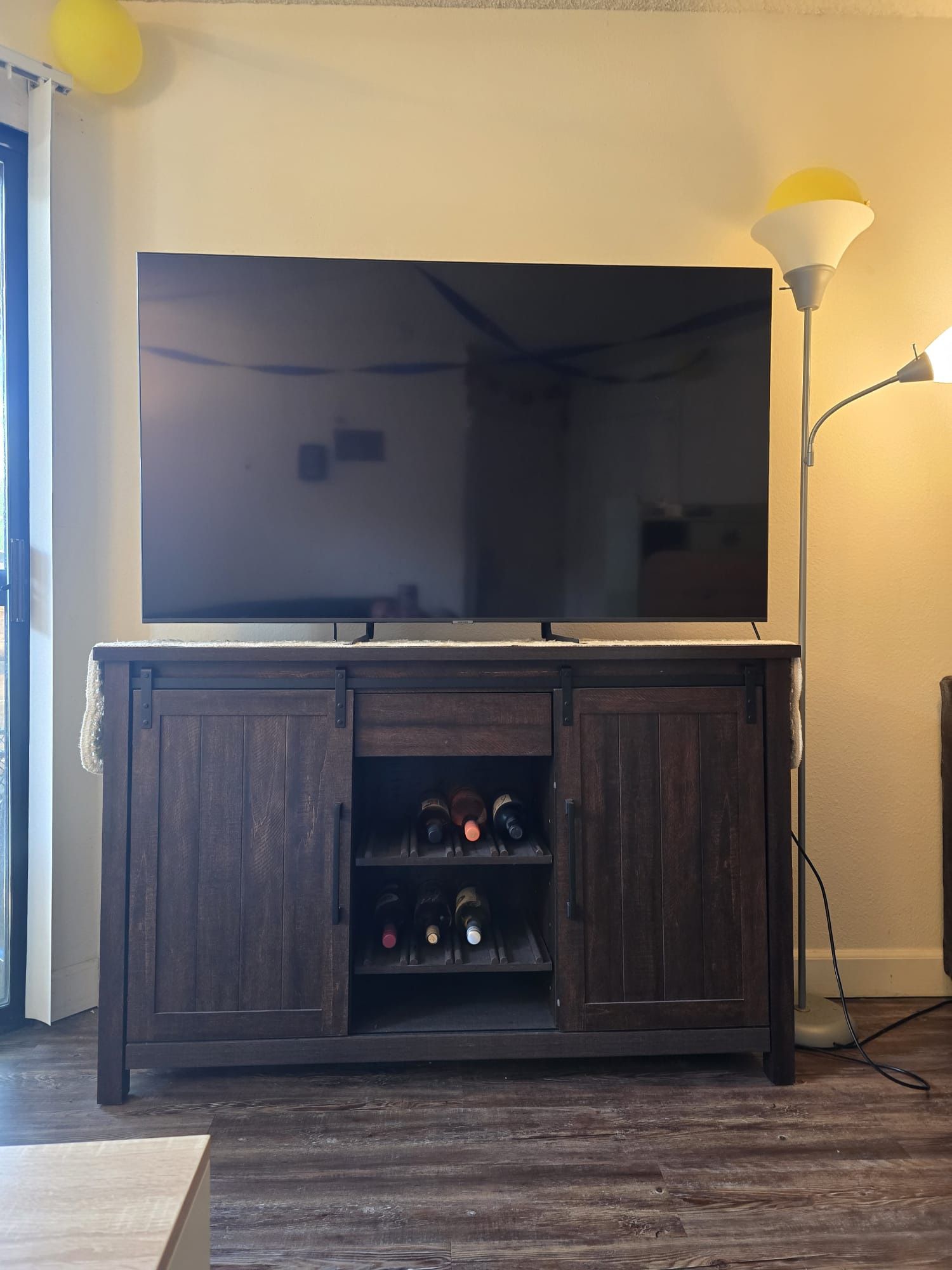 TV and TV Stand/Cabinet