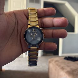 It Has A  Scratch