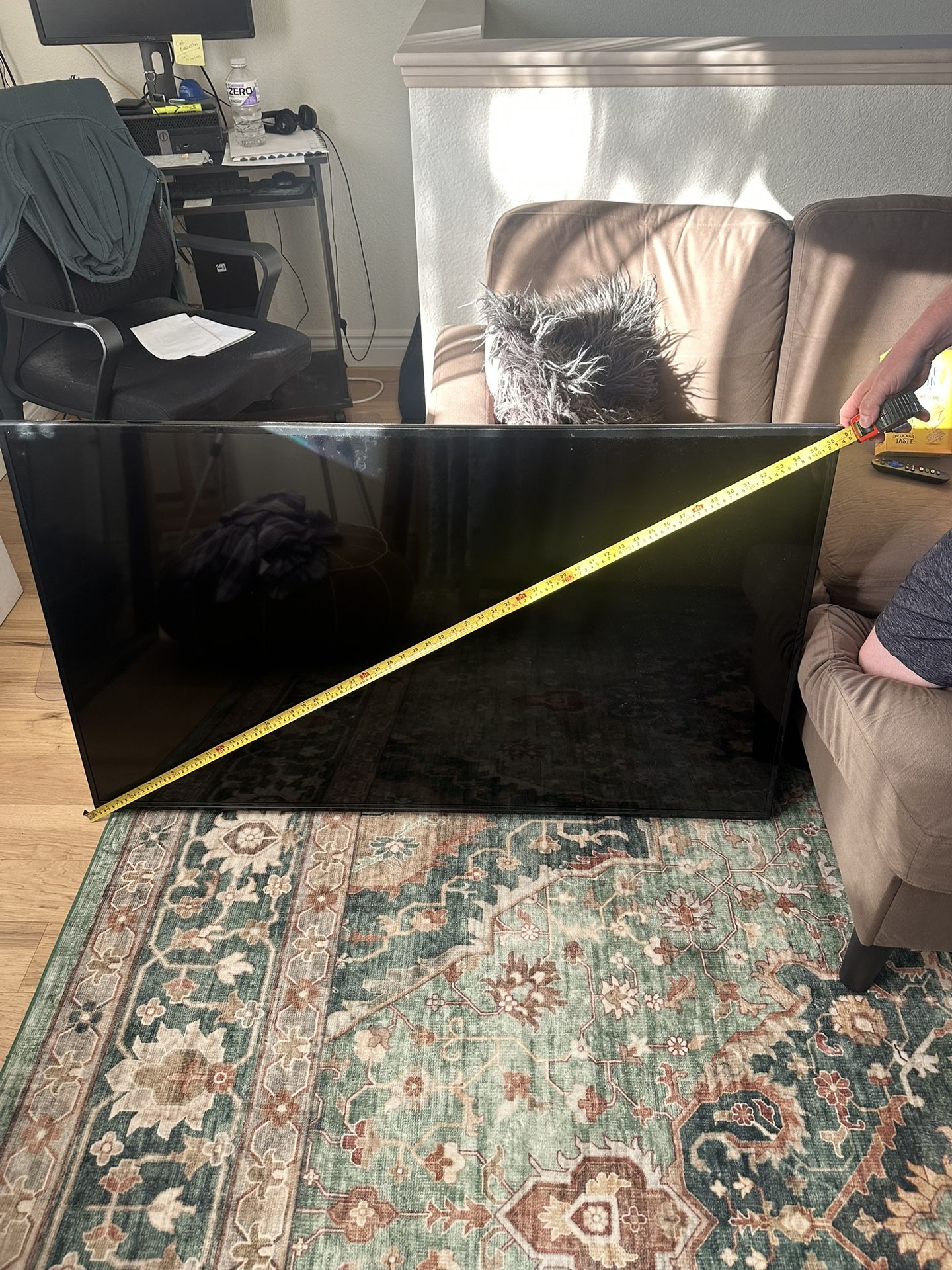 Insignia TV