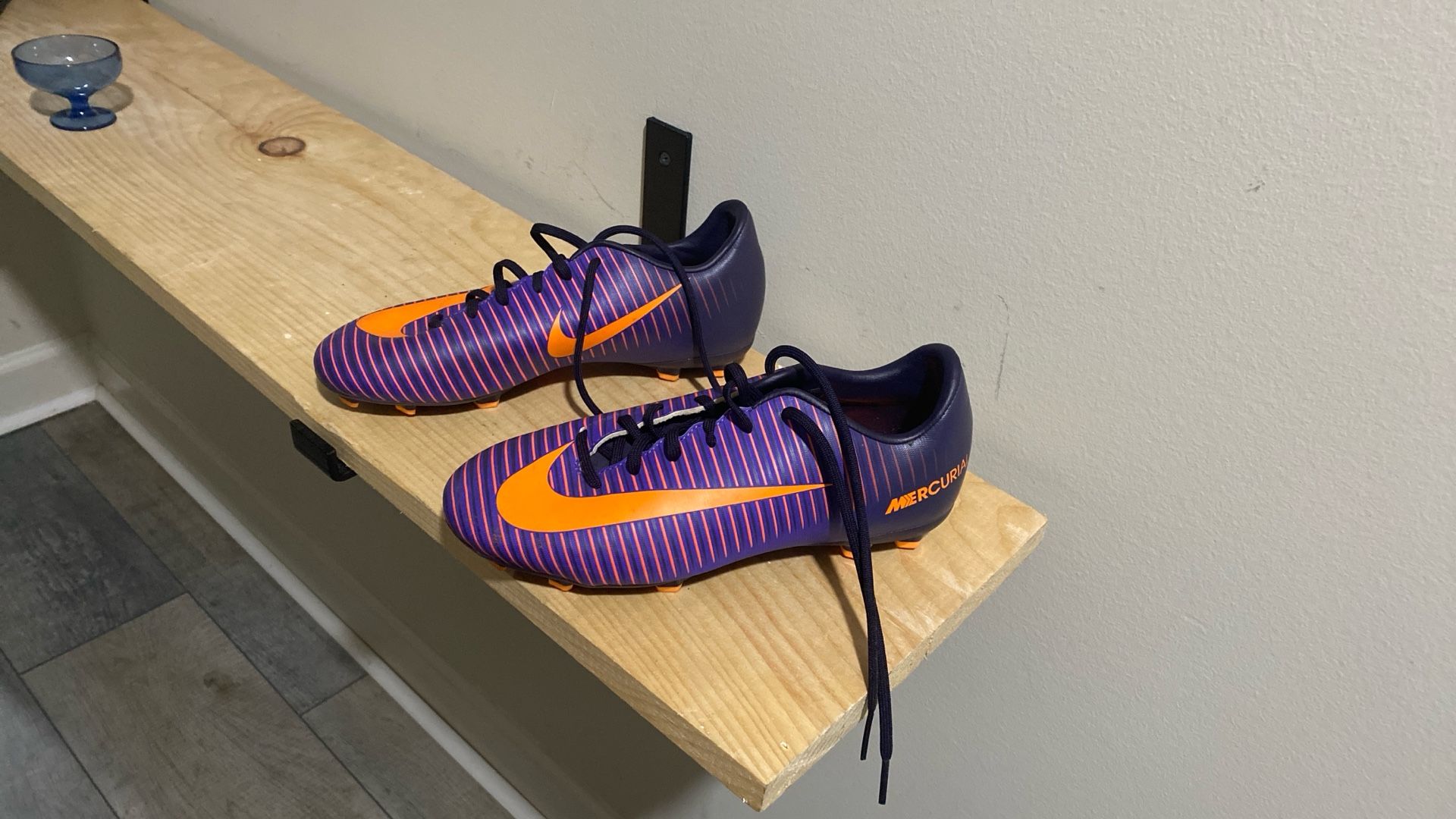 Women’s Soccer Shoes