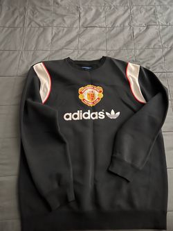 Adidas classic crewneck