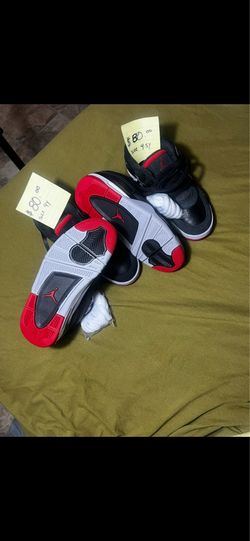 Jordan Sneakers Size 4Y / 4.5Y – Like New – Extra Laces Included
