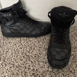 Louis Vuitton Sneakers