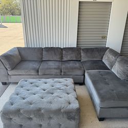 Couch For Sell! 