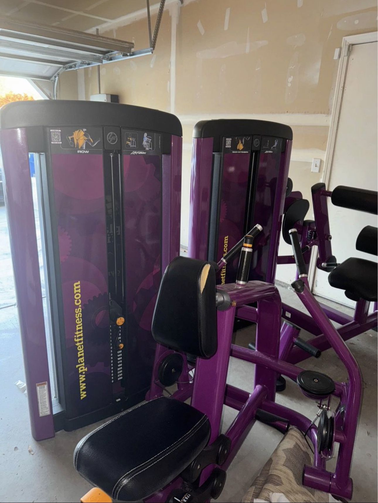 Gym Equipment (Row Machine)