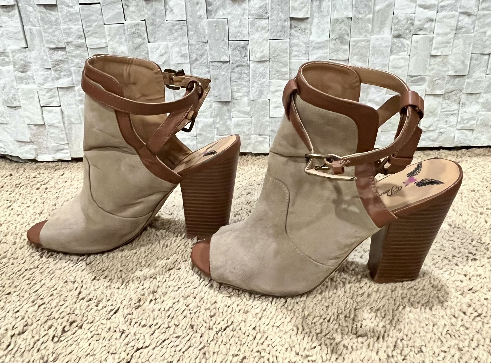 Open Toe Suede Shoes