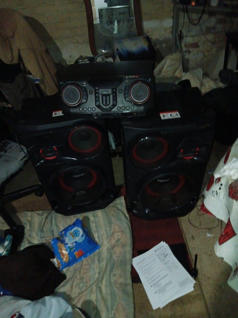 LG Stereo Sytem 3500w RMS