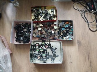 TOYOTA LEXUS HONDA NISSAN solenoids ,vacuum valves And other Small Parts.