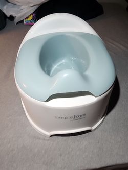 Potty toilet with removable seat. CARTERS
