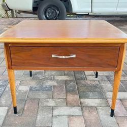 Mid Century End Tables Acclaimed Lane Tables $150 Dimensions 28”x28”x21”