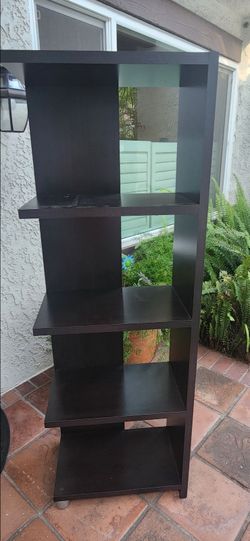 Bookshelf / Bookcase